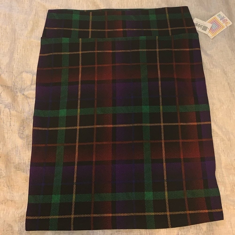 Lularoe plaid skirt size 3X.
